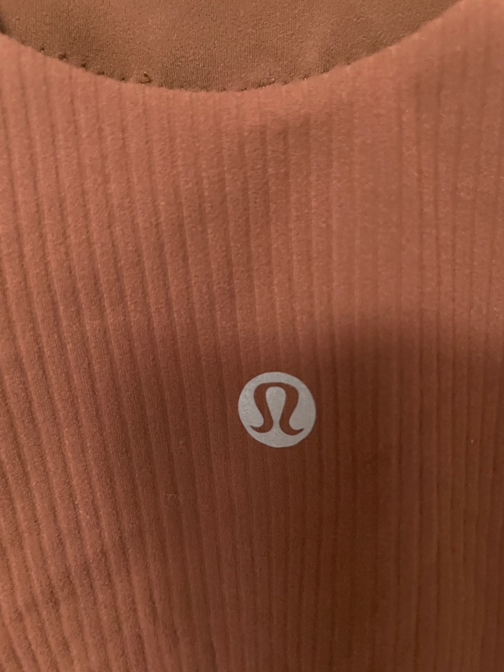 Lululemon size 6 brown top - Picture 4 of 4